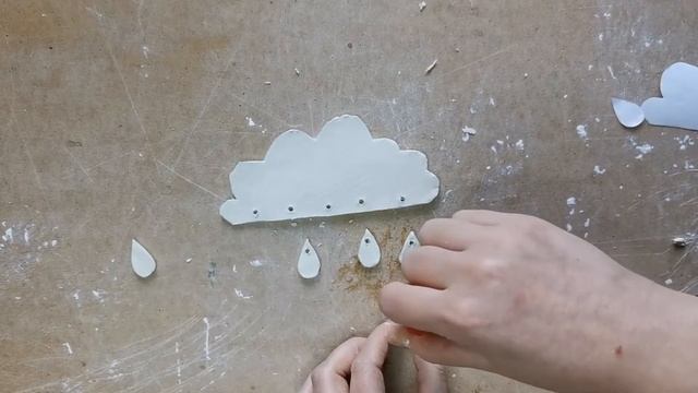 Подвесной декор для детской | поделки из глины с детьми | облако из моделирующей массы смотреть онлайн