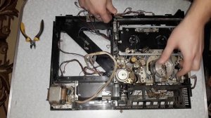 Разбор видеомагнитофона ЭЛЕКТРОНИКА ВМ 12