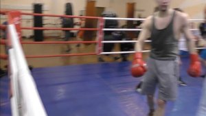 Бокс: спарринг с разбором ошибок/Boxing: sparring with coach's comments
