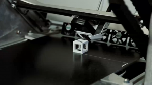 Конвейерный 3D-принтер