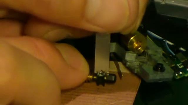 LIFE LIKE N SCALE GP20 HOW TO MAKE IT RUN QUIETER AND SMOOTHER