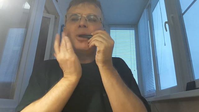 Виртуозная игра на простом инструменте смотреть онлайн