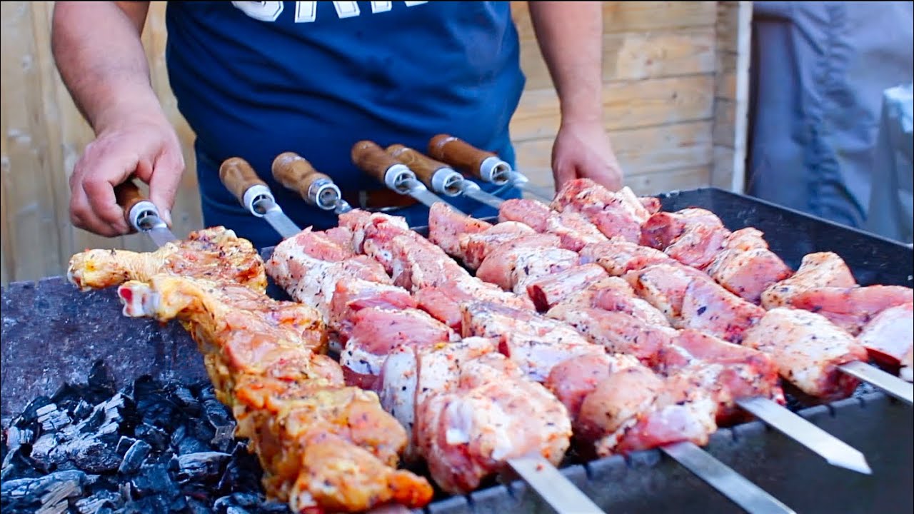 Как мариновать мясо для шашлыка для получения очень вкусного и сочного результата