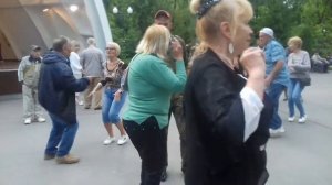 Заманила, соблазнила, раздразнила!!!Танцы в парке Горького!!! Харьков Май 2021