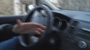 Обзор Nissan Tiida 1.6i MT , 2012 года с пробегом 22 тыс.км