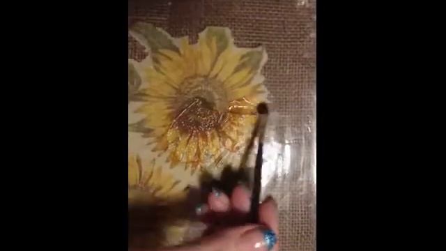 Майстер-клас - "Декупаж пляшки" від майстерні "Пізнайко" ЦУК. смотреть онлайн