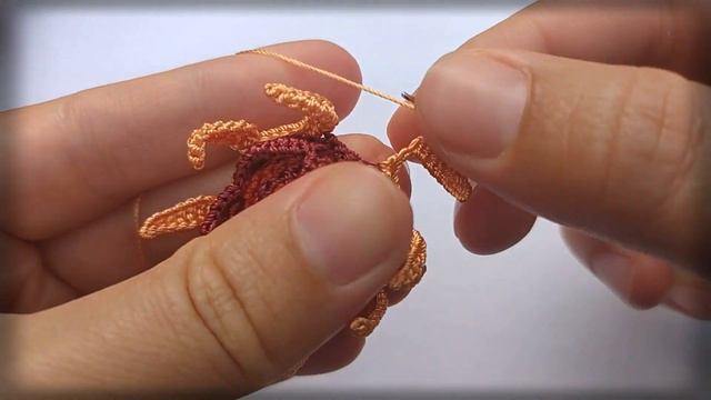 Вяжем крючком солнечный цветок .  Уроки по вязанию крючком от Bynchik Irish Lace. Crochet tutorial.