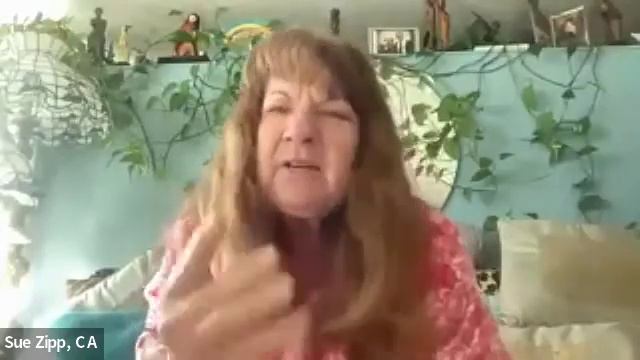 Azar Nafisi discusses her new book, "Read Dangerously" смотреть онлайн