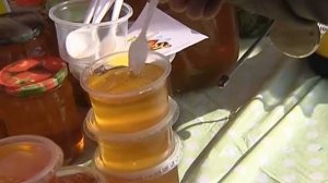 В Великом Новгороде прошла большая Медовая ярмарка