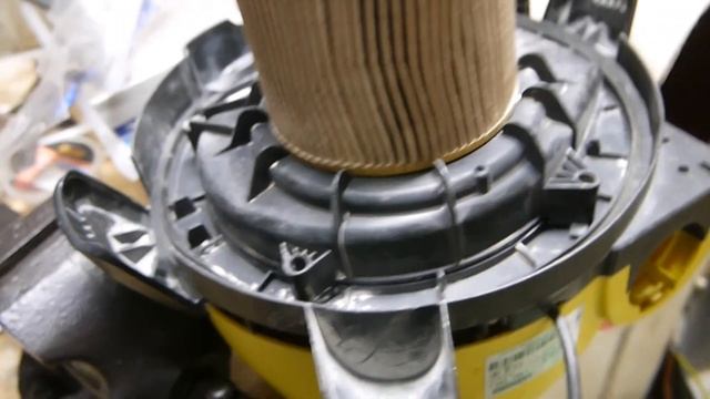 Пылесос Karcher WD 3.300M заложенные производителем - проблемы со здоровьем пользователя. смотреть онлайн