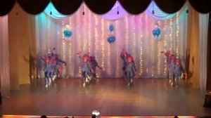 детский танец Варежки.avi