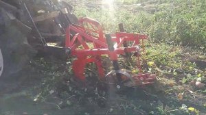картофелекопалка ккм1 работа с трактором Mitsubishi mt185