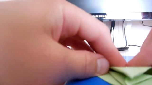 Оригами . Как сделать птичку из бумаги смотреть онлайн