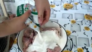 Шашлык из курицы на кефире.