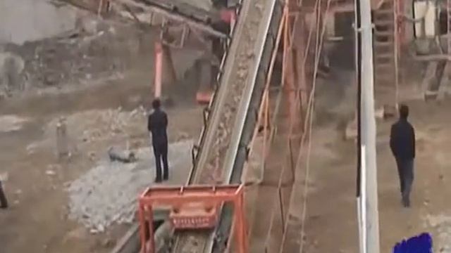 Индийская щековая дробилка