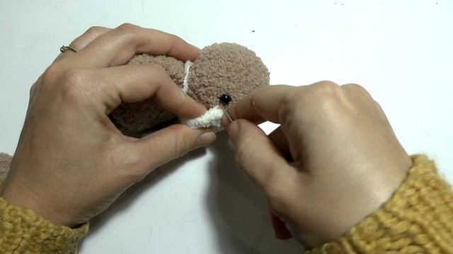 Зефирный мишка // Амигуруми мишка мастер класс