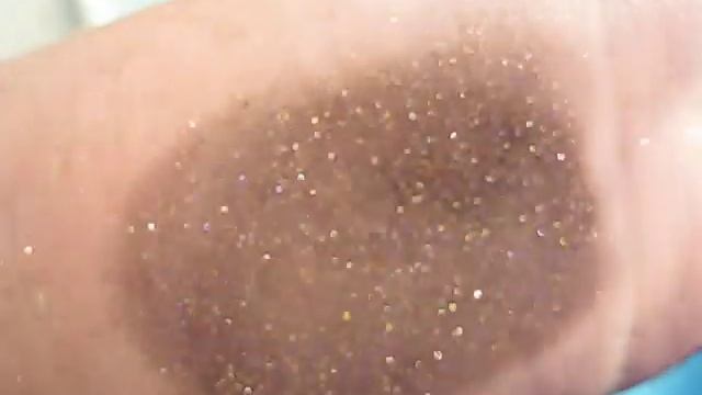 Eye Shadow - 27 Oakmoss смотреть онлайн