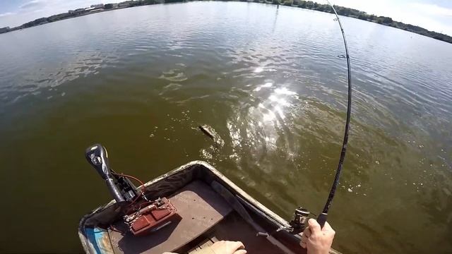 Озеро "Сенеж" ловля щуки 12.08.2017 смотреть онлайн