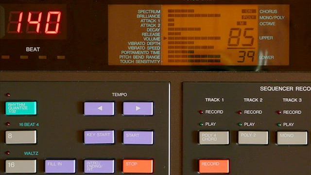 Two tracks from Yamaha DSR-2000 (1987) смотреть онлайн