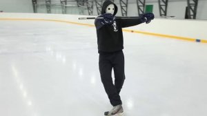 ОБУЧЕНИЕ как затормозить на одном коньке | Хоккей