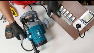 ROUTER TRIMMER KAYU TOTAL TR111226-Getaran minim & STABIL