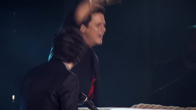 Alejandro Sanz - Yo Te Traigo... 20 Años ft. Jamie Cullum (LMNST En Vivo) смотреть онлайн