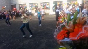 "Я  хотела бы плыть над облаками"