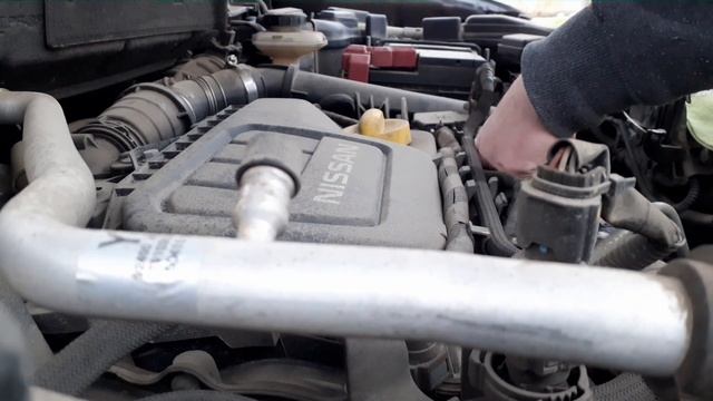 Замена свечей ниссан х-трейл т31 2. Свечи накаливания nissan x trail t 31. 5 замена свечей. Свечной ключ для ниссан х-трейл т31. Замена свечей зажигания в ниссан х-трейл т31.
