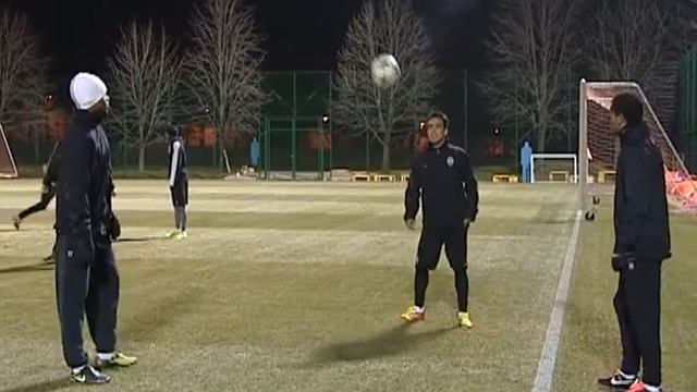 FCSD.tv Тренировка "Шахтера" перед матчем с "Кривбассом" смотреть онлайн