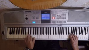 How deep is your love. Yamaha DGX305.