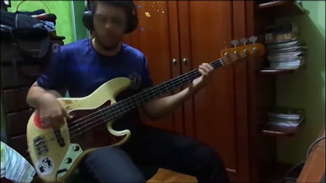 Only Girl In The World/Around The World - Groovesonix (Bass Cover) смотреть онлайн