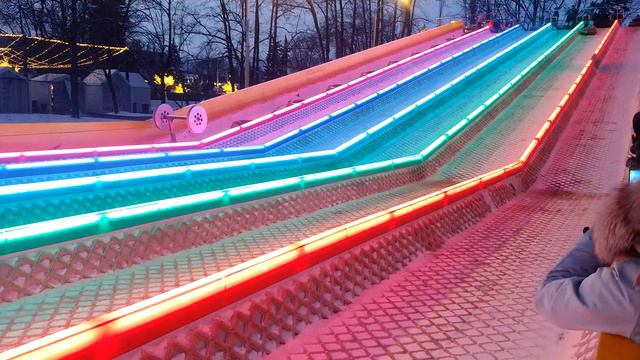 Тюбинговая горка на ВДНХ смотреть онлайн