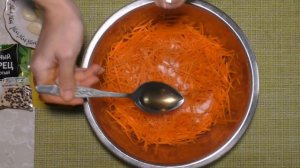 Морковь по - корейски.Очень вкусно и быстро!