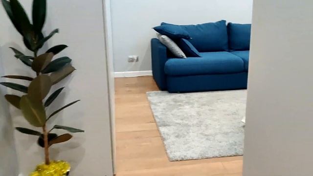 Ева прячет новогодние игрушки / Мультики / смотреть онлайн