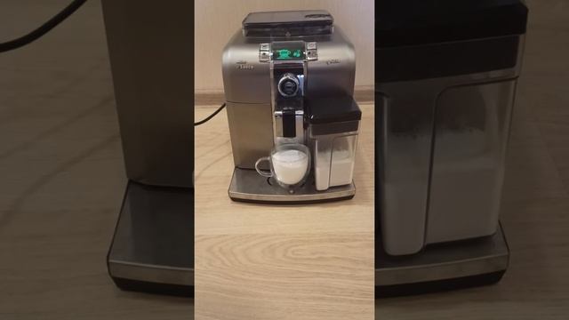 Кофемашина Saeco Syntia Cappuccino смотреть онлайн