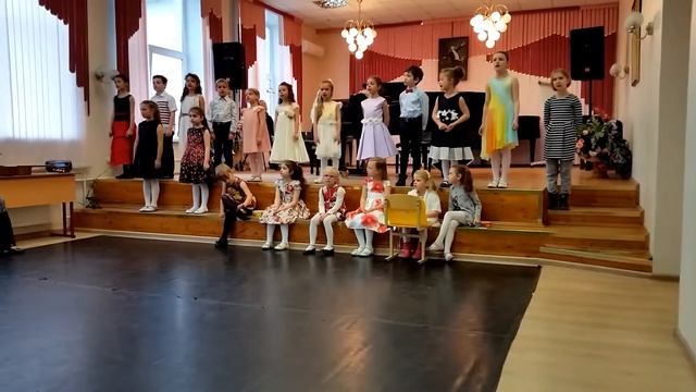 Выступление подготовительной группы в музыкальной школе им. Светланова 2017