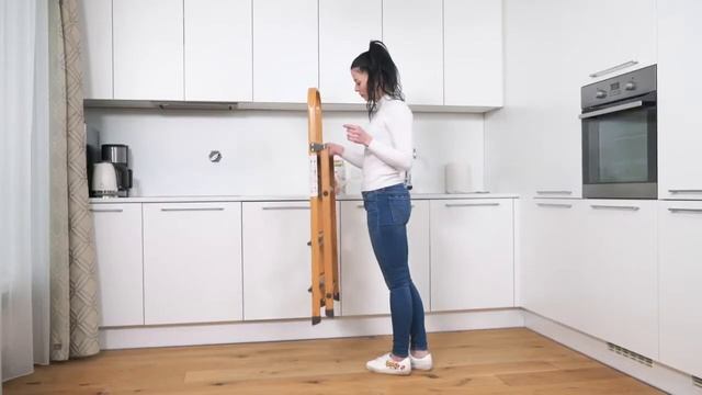 Стремянка складная Tatkraft UPGRADE 3 ступени смотреть онлайн