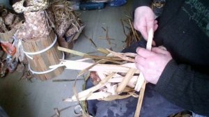 Лапти из рогоза начало плетения №2 Секреты старинного ремесла.