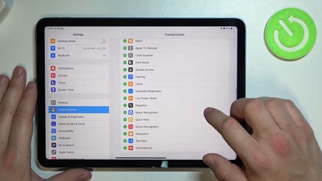 Does the iPad Air 5th Gen have a Screen Mirroring option? смотреть онлайн