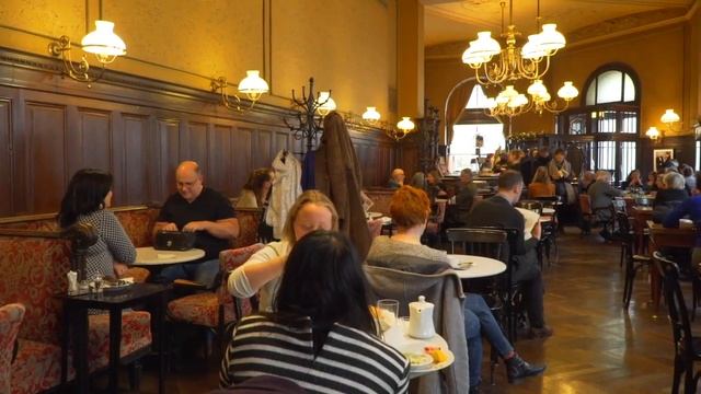 Café Sperl, Vienna Austria, History of Viennese Coffee House
