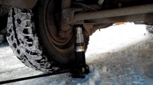 «Карманный» механический бутылочный домкрат