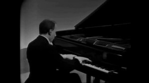 Arturo Benedetti Michelangeli plays Chopin Mazurka
