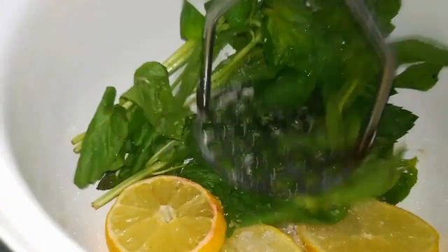 Как приготовить Мохито из клубники. Напиток из клубники.