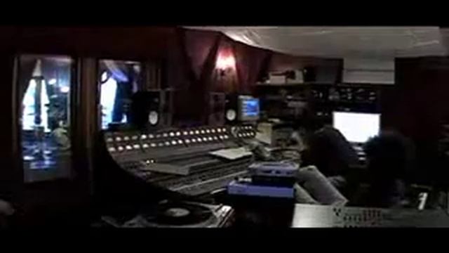 Minutes To Midnight 03 смотреть онлайн