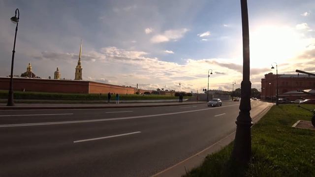 Осенний Питер: Крейсер "АВРОРА", Петропавловская крепость смотреть онлайн