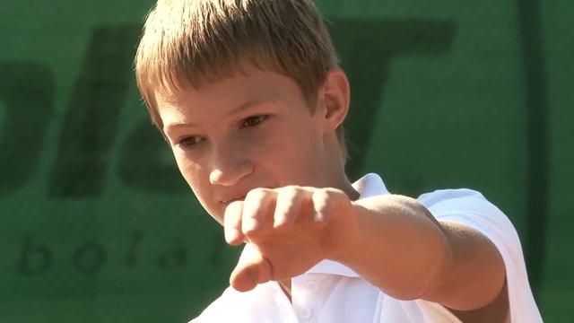 Парк-отель "Воздвиженское" (Большой теннис) смотреть онлайн