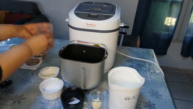 MOULINEX l Avis sur le Pain et tresors : régalez toute votre famille avec du pain frais ! смотреть онлайн