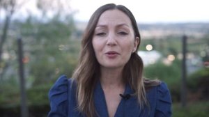 В ладонях слезы прячутся | Ольга Володина | читает Лариса Гиденко