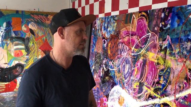 David Griggs talks with Maria Stoljar in his studio смотреть онлайн