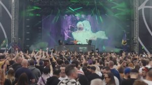 Above & Beyond and Justine Suissa 'Almost Home' (Official Music Video)